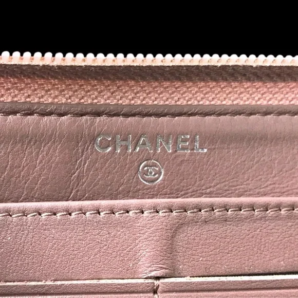 Chanel Boy Wallet - Picture 8 of 11
